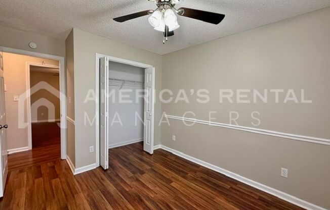 3 beds, 2 baths, $1,595