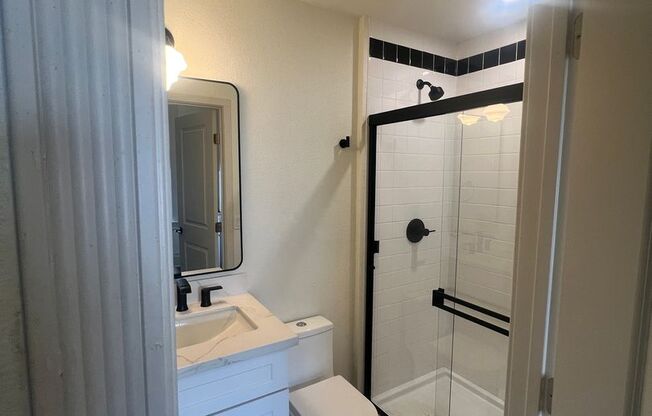 Studio, 1 bath, 166 sqft, $1,400, Unit 319