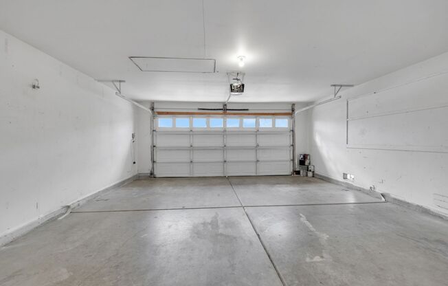 3 beds, 2 baths, $1,800