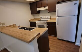 2 beds, 1 bath, $1,495