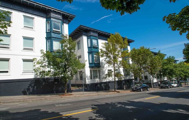1 bed, 1 bath, 552 sqft, $1,695, Unit 112
