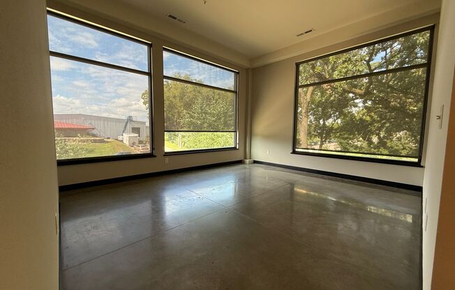 1 bed, 1 bath, 872 sqft, $1,725, Unit 142-114
