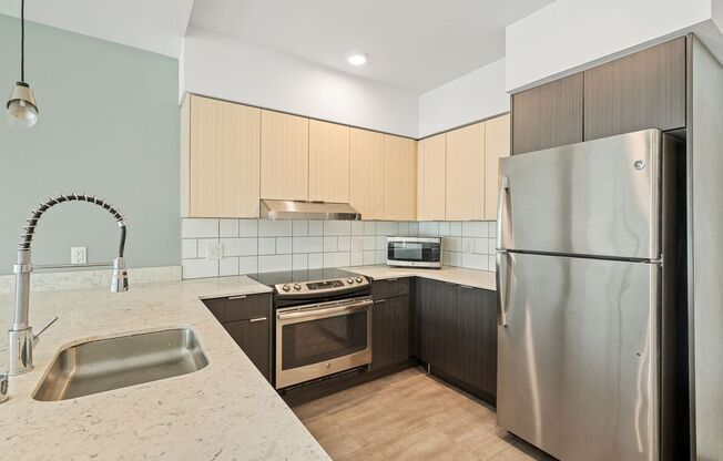 1 bed, 1 bath, 653 sqft, $1,825, Unit 205