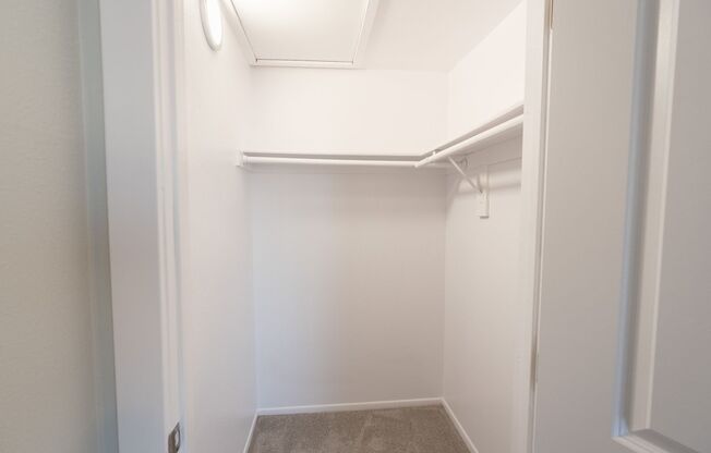 1 bed, 1 bath, 550 sqft, $1,895, Unit 207