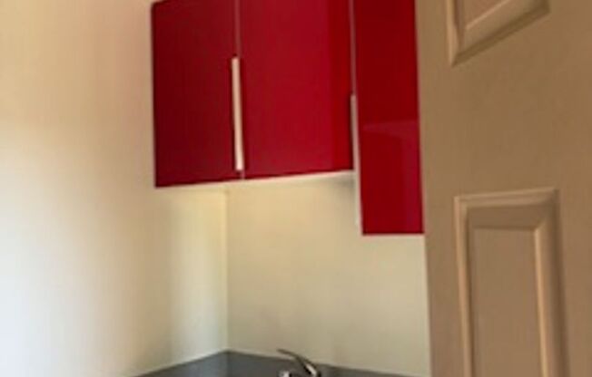 1 bed, 1 bath, 610 sqft, $1,295, Unit 11-1