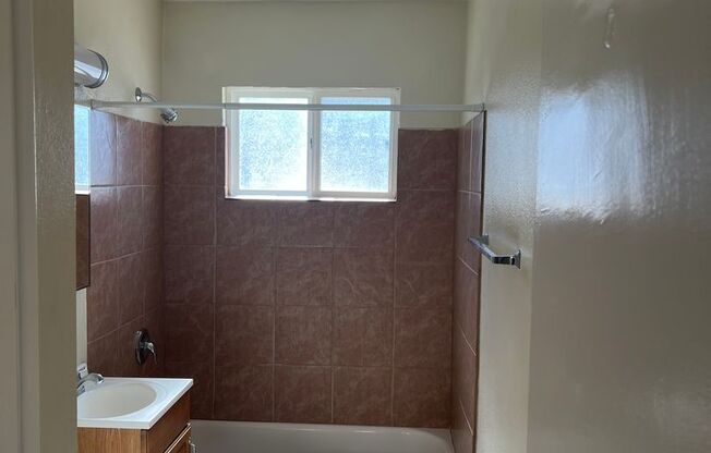 Studio, 1 bath, 325 sqft, $1,600, Unit 2233-01