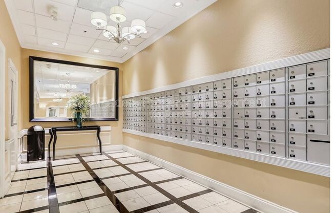 Studio, 1 bath, 425 sqft, $850, Unit 1412