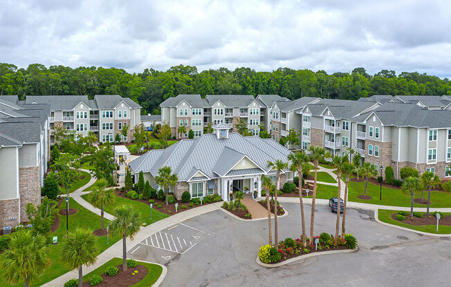 vinings at carolina bays apartments