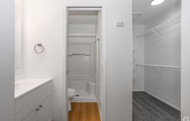 2 beds, 1 bath, 1,225 sqft, $1,225, Unit 1002