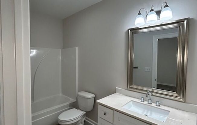 3 beds, 2 baths, $1,450, Unit 17254-28A