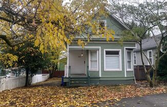 Two Bedroom Victorian Home For Rent in the Brooklyn Neighborhood!