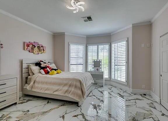 2101 DIAMOND BAR DR