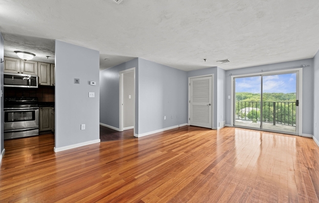 230 Willard St