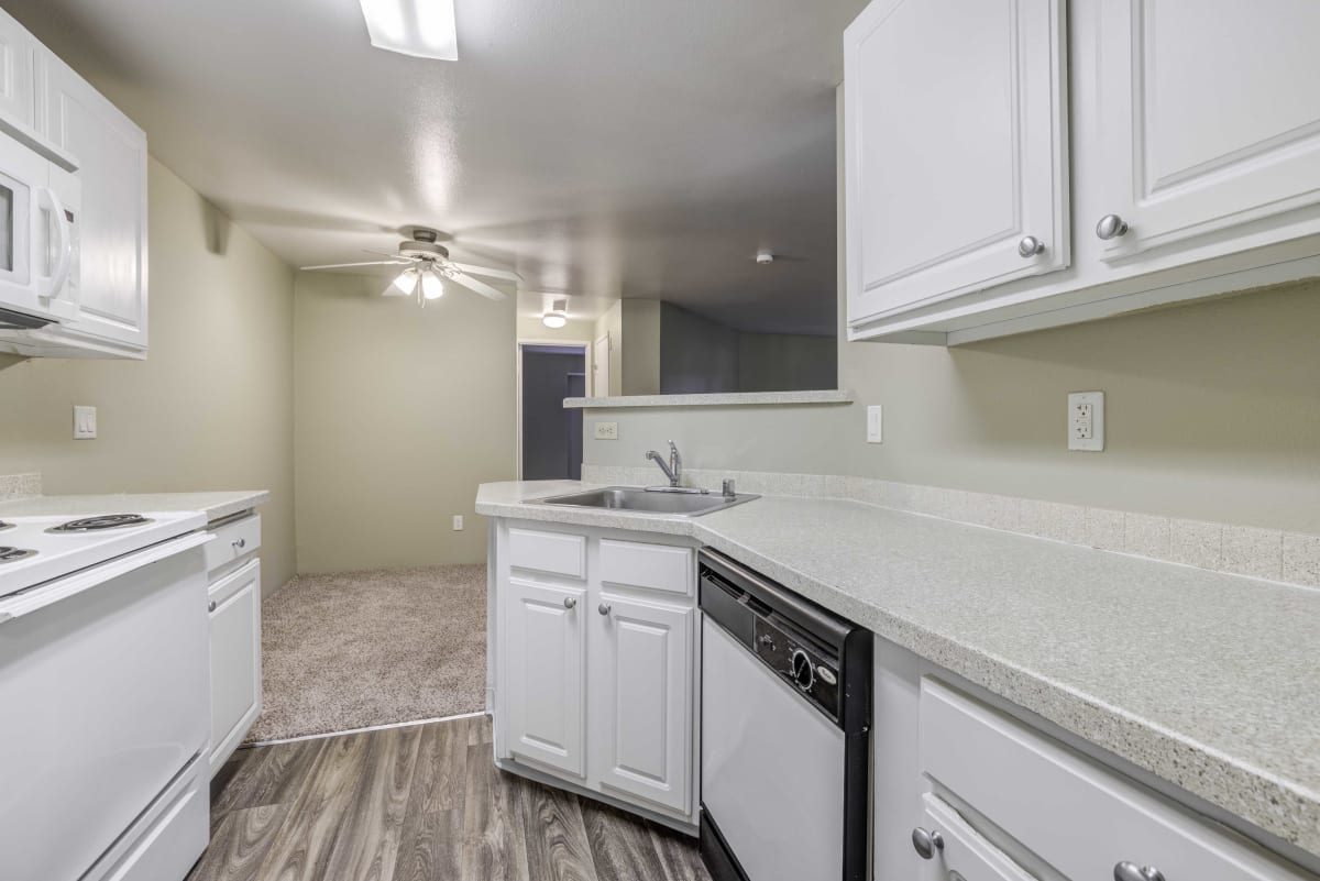 Cascadia Pointe Apartments Everett, WA ApartmentAdvisor