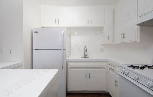 OPEN HOUSE: 2/7 12:30-1:30PM - Remodeled 2 BR with Parking!