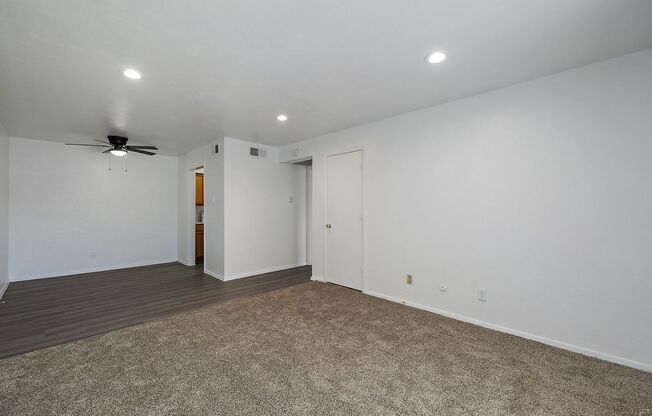 2 beds, 1.5 baths, $1,150, Unit 2053