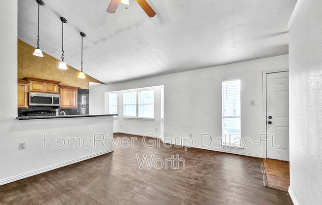 642 NW 11 ST