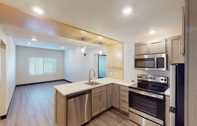 2 beds, 2 baths, 988 sqft, $1,280, Unit 3200-100