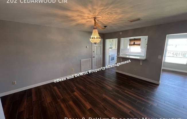 202 CEDARWOOD CIR