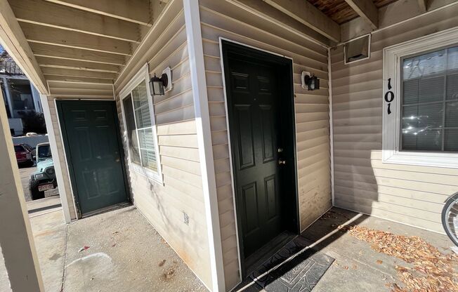 Great Condo Near Campus West