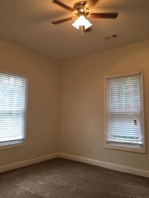 3 beds, 2 baths, $2,095