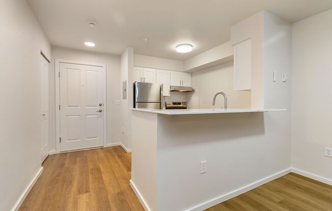 1 bed, 1 bath, 593 sqft, $1,795, Unit 206