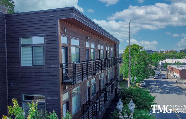 Broadway Apartments