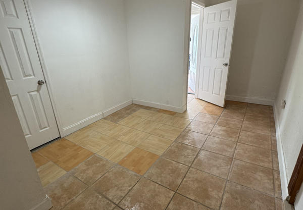 1285 NE 143 ST