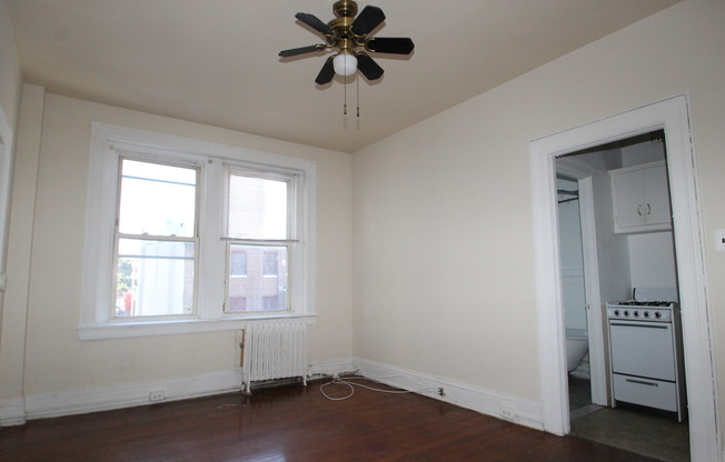 1 bed, 1 bath, 2 sqft, $950, Unit #503