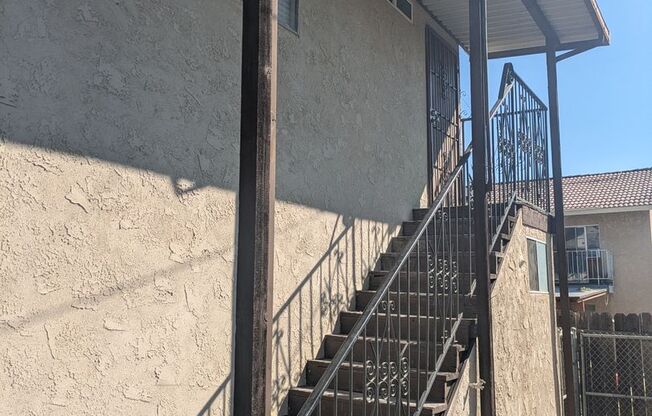 Studio ADU located behind a main house for rent