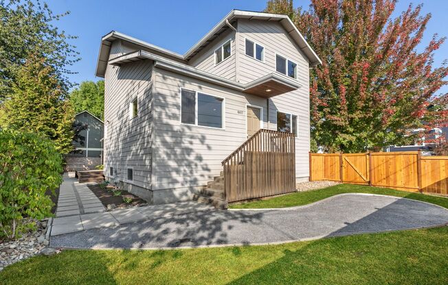 Big Brilliant Greenwood Home: 87th and Linden