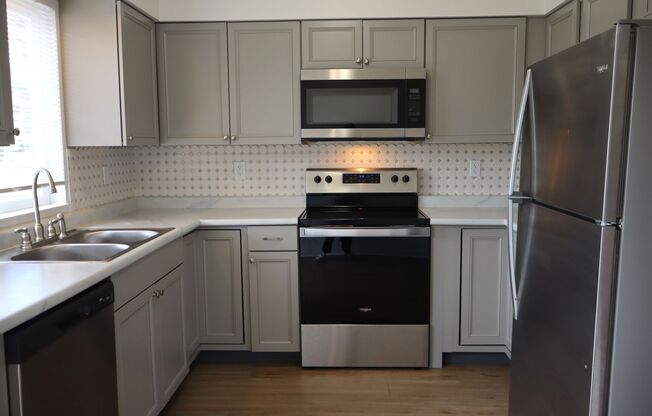 133 W 47TH PL