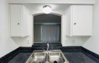1 bed, 1 bath, 666 sqft, $1,175, Unit 2-113