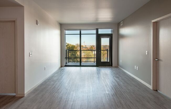 3 beds, 2 baths, 1,413 sqft, $3,600, Unit 625