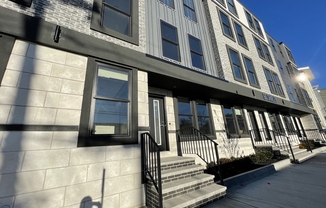 60 SHIRLEY AVE