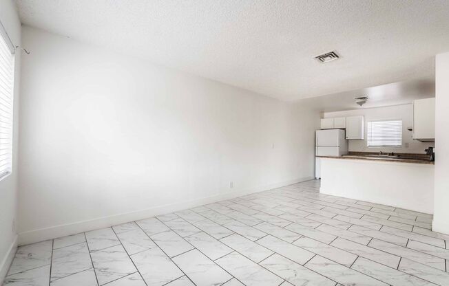 2 beds, 1.5 baths, 1,100 sqft, $1,200, Unit 832 N. Held Rd. #A