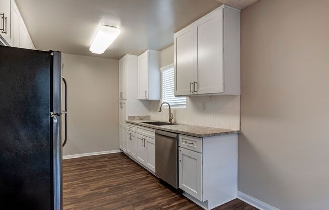 2 beds, 1 bath, 975 sqft, $2,695, Unit 3E