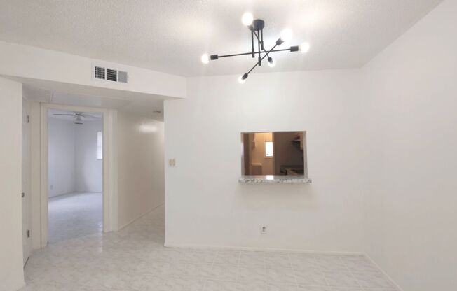 2 beds, 2 baths, $1,950, Unit # 210