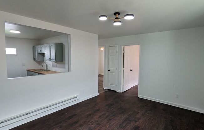 2 beds, 1 bath, 668 sqft, $1,200, Unit 617B