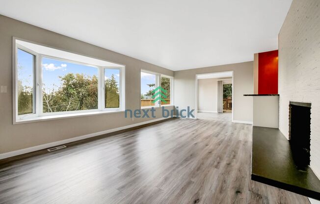 Beautiful 4 Bedroom 3 Bathroom Home for Rent!
