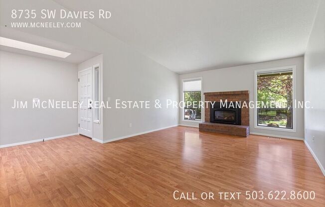 8735 SW DAVIES RD