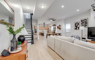 Amazing 4 Bed / 5 Bath Renovated Church Hill Home - Installed Electric Car Charger!