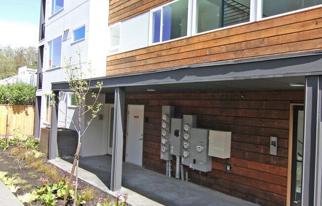 1 bed, 1 bath, 511 sqft, $2,150, Unit 6