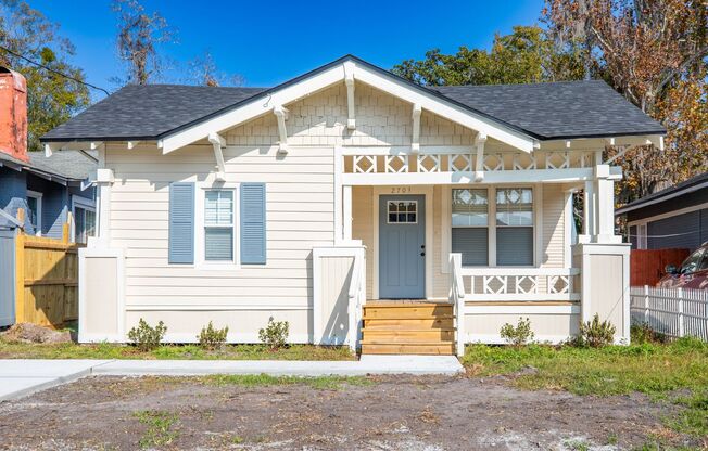 Renovated Bungalow in Riverside