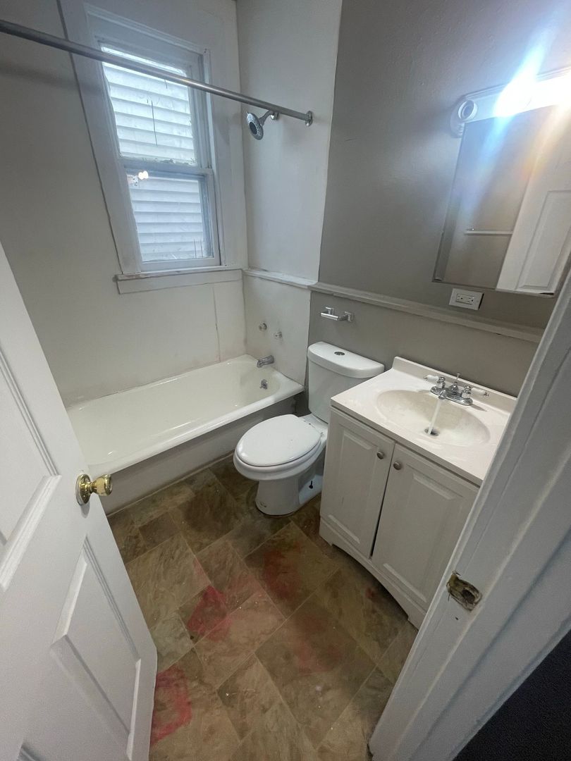 2571-2571A N 34th St. (Duplex)