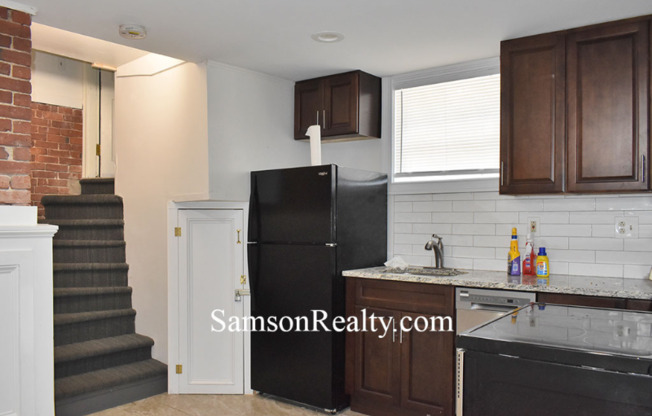 349 Thayer Street 2F