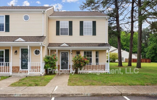 400 MONUMENT CT