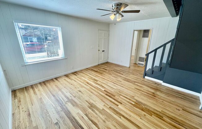 3-Bedroom, 1 Bathroom Home with In-Unit Washer & Dryer- Located in the Brentwood-Darlington Neighborhood