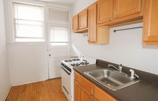 5137 N Wolcott Ave