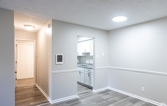 2 beds, 1 bath, 950 sqft, $1,125, Unit 156